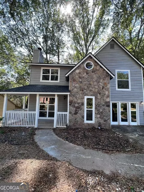 450 Martin Dr, Jonesboro, GA 30238