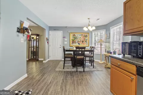 105 Twilight Ct, Jackson, GA 30233 photo 8
