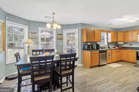105 Twilight Ct, Jackson, GA 30233 photo 11