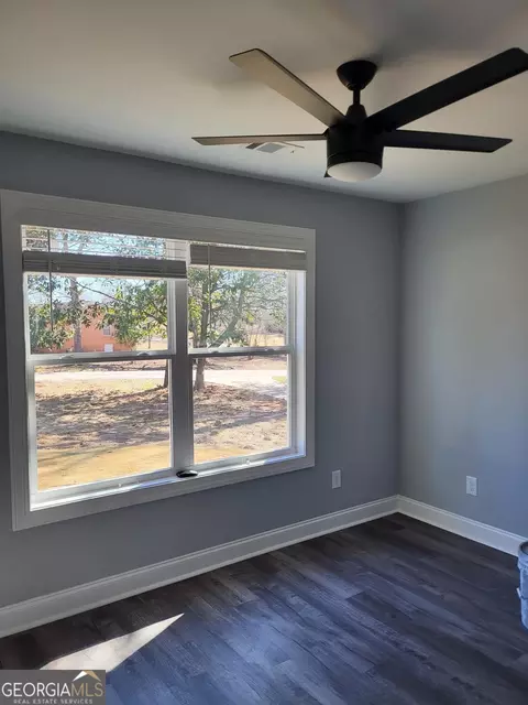 3003 14th Pl, Valley, AL 36854 photo 4