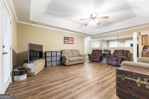 203 Shane Cir, Perry, GA 31069 photo 6