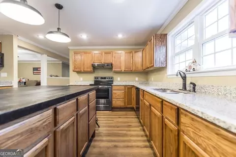 203 Shane Cir, Perry, GA 31069 photo 9