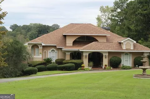 105 Lake Ridge Dr, Macon, GA 31220