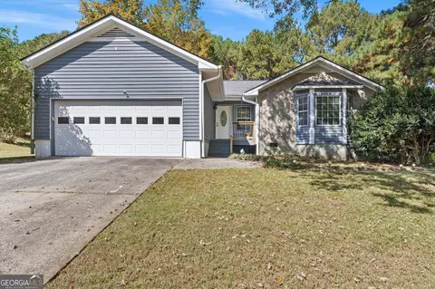 1640 Ogala Dr, Jonesboro, GA 30236