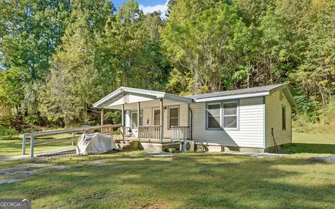 1752 Rock Quarry Cir, Toccoa, GA 30577 photo 2