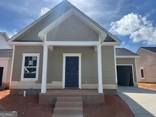 108 Lenox Cir, Lagrange, GA 30241