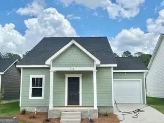 112 Lenox Cir, Lagrange, GA 30241