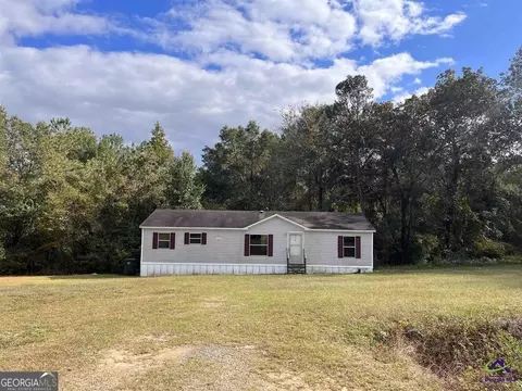268 Edgewater Dr, Byron, GA 31008