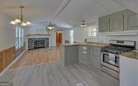 360 Fieldale Rd, Toccoa, GA 30577 photo 11
