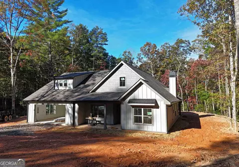 198 Fiddlers Cv, Blairsville, GA 30512