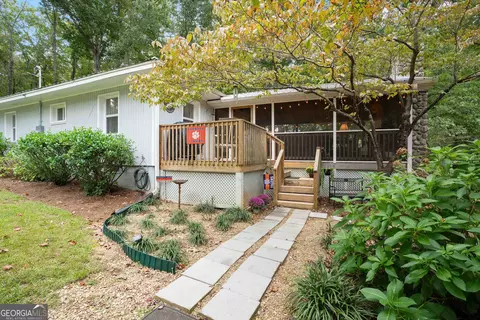 610 Dusty Trail Dr, Seneca, SC 29678