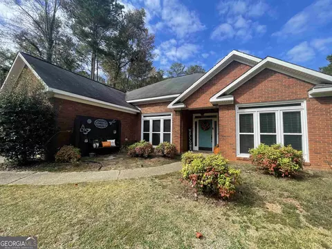 113 Wellington Dr, Lagrange, GA 30241 photo 3