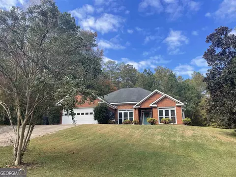 113 Wellington Dr, Lagrange, GA 30241 photo 2