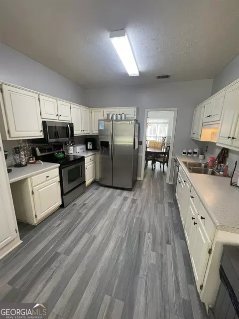 113 Wellington Dr, Lagrange, GA 30241 photo 12
