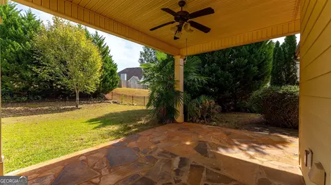 310 Perimeter Dr, Lagrange, GA 30241 photo 2