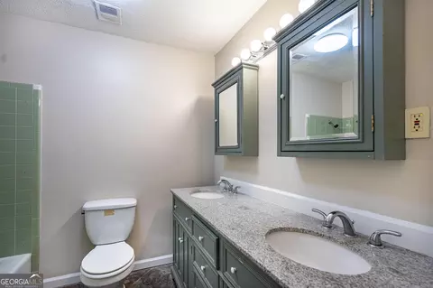 203 Avondale Dr, Lagrange, GA 30241 photo 12