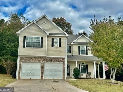 40 Meadow Run, Grantville, GA 30220