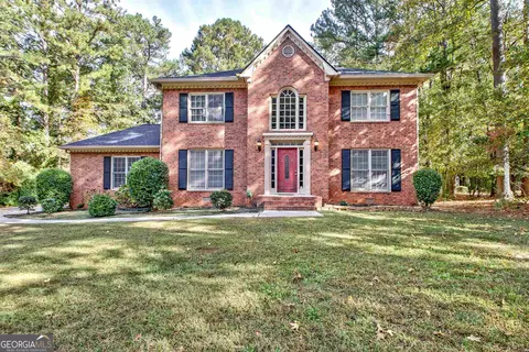 125 Creekwood Trl, Fayetteville, GA 30214
