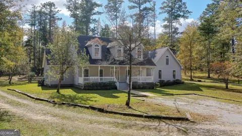 1145 S Phillips Rd, Lanett, AL 36863