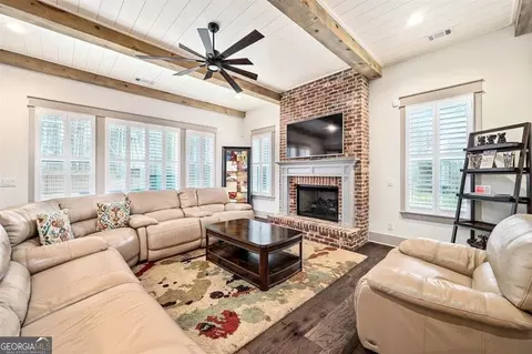 503 Crescent Dr, Forsyth, GA 31029 photo 6