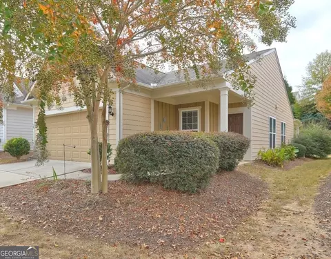 397 Sandy Springs Dr, Griffin, GA 30223