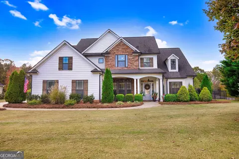 233 Chasewood Ln, Senoia, GA 30276