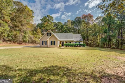 1368 Halls Bridge Rd, Jackson, GA 30233 photo 4