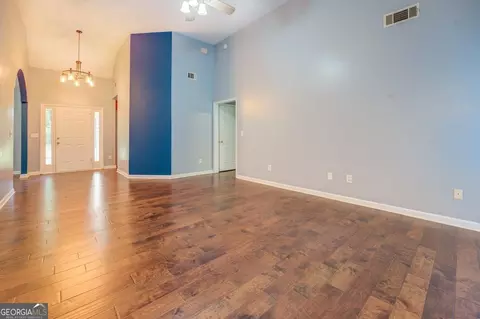 1368 Halls Bridge Rd, Jackson, GA 30233 photo 17