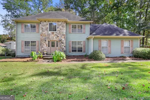2736 Ashley Cir, Jonesboro, GA 30236