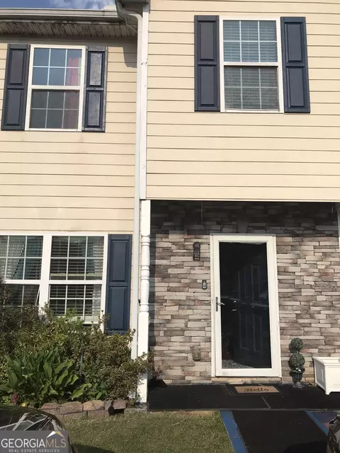 6876 Mountain Cir, Riverdale, GA 30274