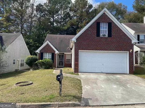 4513 Chestnut Lake Ave, Lithonia, GA 30038