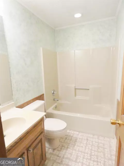 200 Robin Rd, Covington, GA 30016 photo 18