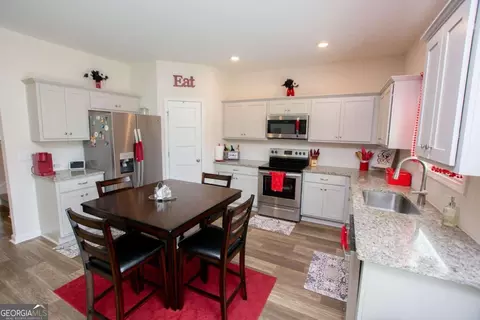 407 Splash Pointe, Temple, GA 30179 photo 12