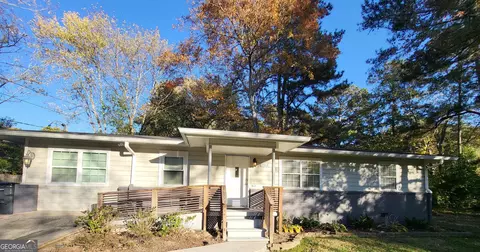 968 Pine Valley Dr, Marietta, GA 30062