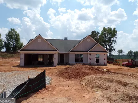135 Meagan St #84, Statham, GA 30666