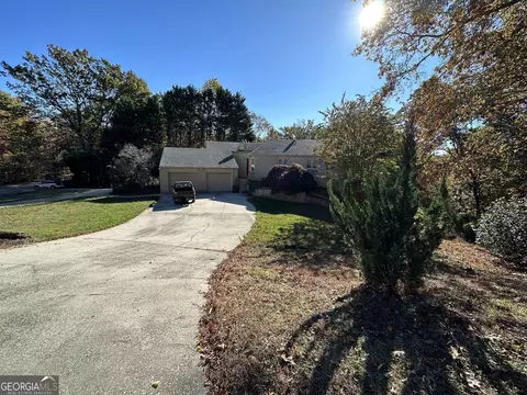 947 Chenocetah Dr, Cornelia, GA 30531 photo 27