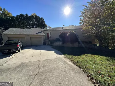 947 Chenocetah Dr, Cornelia, GA 30531 photo 28