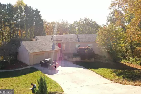 947 Chenocetah Dr, Cornelia, GA 30531 photo 8