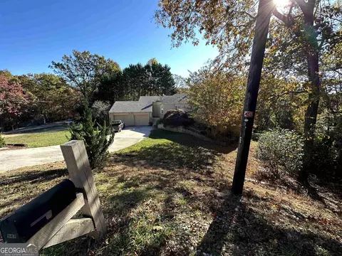 947 Chenocetah Dr, Cornelia, GA 30531 photo 26