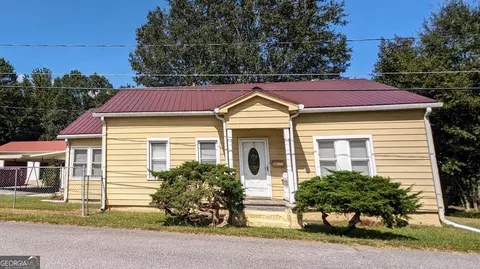 126 Carroll St, Royston, GA 30662