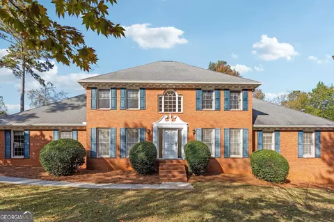 4757 Riverwalk Trl, Lilburn, GA 30047