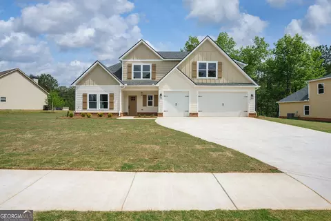 617 Whispering Pines Dr, Macon, GA 31211