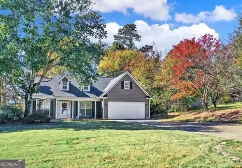 481 Cedar Trl, Winder, GA 30680