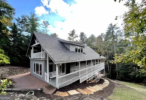 25 Little Bear Ct, Cleveland, GA 30528