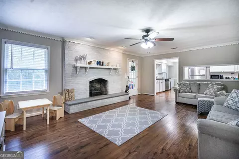 714 Whitaker Rd, Lagrange, GA 30240 photo 2