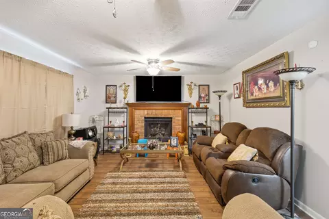 1298 Heritage Ct, Hampton, GA 30228 photo 2