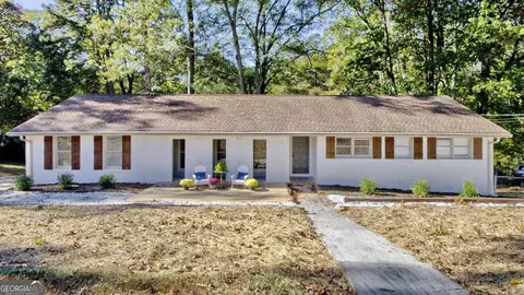 2736 Stonesmith Ct, Tucker, GA 30084