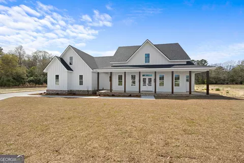 110 Fay Dr, Statesboro, GA 30461