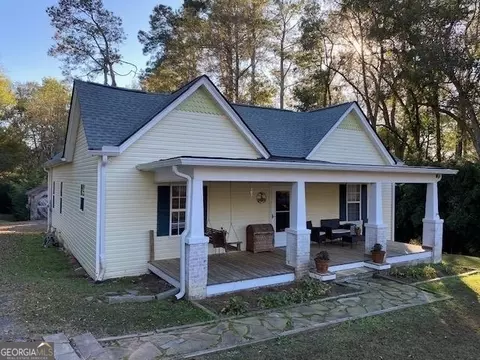 1376 S Railroad Ave, Carlton, GA 30627
