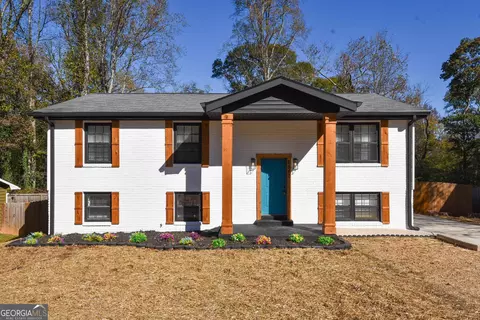 6840 Maddox Rd, Morrow, GA 30260